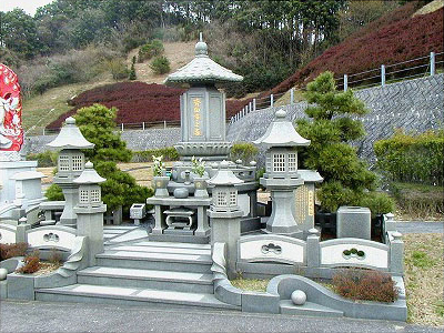 民間霊園　フィンランド産御影石